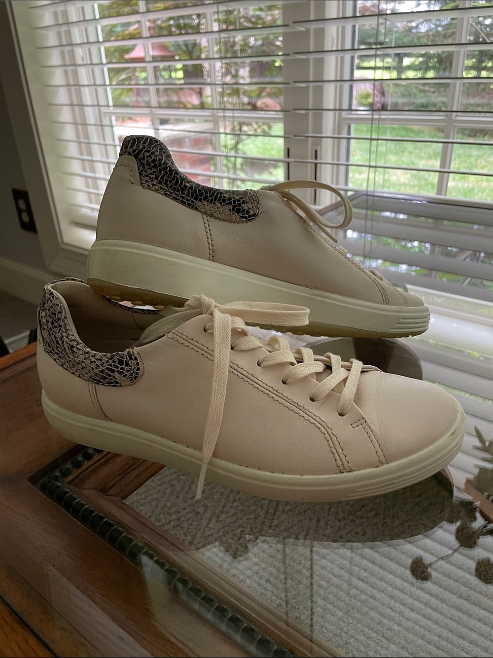 Ecco Cream Lace-Up Sneakers with Snakeskin Accent